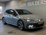 Foto 27 van Volkswagen Golf 1.5 eHybrid GTE 272PK | Adaptive cruise | 360 | Head-up | Sfeer | IQ light |Stoelver