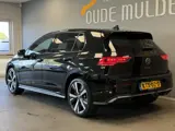 Foto 23 van Volkswagen Golf 1.5 eHybrid GTE SOH 100% | Trekhaak | Adaptive cruise | 360 | Head-up | Sfeer | Stoe
