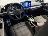 Foto 28 van Volkswagen Golf 1.5 eHybrid GTE SOH 100% | Trekhaak | Adaptive cruise | 360 | Head-up | Sfeer | Stoe