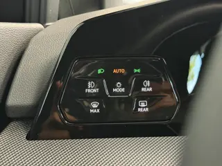 Foto 20 van Volkswagen Golf 1.5 eHybrid GTE SOH 100% | Trekhaak | Adaptive cruise | 360 | Head-up | Sfeer | Stoe