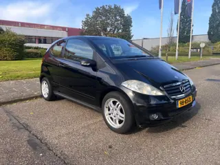 Foto 14 van Mercedes-Benz A-klasse 150 Classic AUTOMAAT