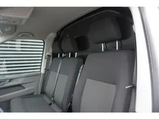Foto 19 van Volkswagen Transporter L2H1 150pk Automaat 2x Schuifdeur Apple carplay Camera Parkeersensoren Cruise