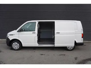 Foto 11 van Volkswagen Transporter L2H1 150pk Automaat 2x Schuifdeur Apple carplay Camera Parkeersensoren Cruise