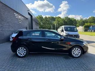 Foto 17 van Mercedes-Benz A-klasse 160 Ambition | 2E EIGENAAR | 3/6/12MND GARANTIE | AUTOMAAT | LED | CRUISE | N