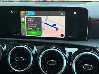 Foto 14 van Mercedes-Benz A-klasse A 200 AMG 1e EIG | CARPLAY | CAMERA | NAP