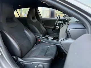 Foto 20 van Mercedes-Benz A-klasse A 200 AMG 1e EIG | CARPLAY | CAMERA | NAP