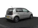 Foto 30 van Volkswagen Up! 1.0 BMT high up! AUTOMAAT I CAMERA I PDC I STOELVERWARMING