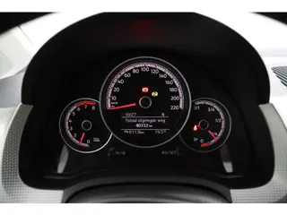 Foto 17 van Volkswagen Up! 1.0 BMT high up! AUTOMAAT I CAMERA I PDC I STOELVERWARMING