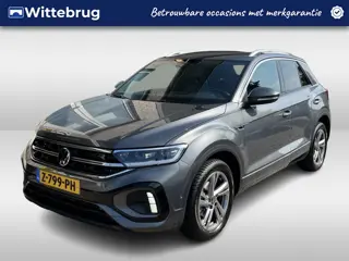 Volkswagen T-Roc 1.5 TSI R-Line / AUTOMAAT/ APP-CONNECT/ PARK.SENSOR.V+A/ CAMERA/ ACC/ STUUR+STOELVE