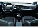 Foto 23 van Audi Q4 Sportback e-tron 40 S-line 204pk Pano Sonos Camera Keyless