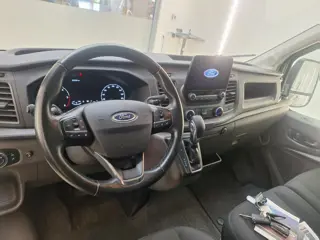 Foto 15 van Ford Transit 350 2.0 TDCI L2H2 Trend | Volledig Ingerichte Laadruimte | Omvormer 12V / 230V | Airco
