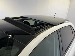 Foto 19 van Volkswagen Polo 1.0 TSI Highline Panoramadak | Navigatie/Android/Apple Carplay | LM Velgen 17" |