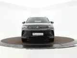 Foto 29 van Volkswagen Tiguan 1.5 eTSI 150pk DSG R-Line Edition · 360 Camera · Apple/Android Car Play · Sfeerver