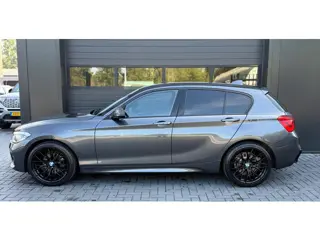 Foto 11 van BMW 1-serie 116i M Sport||M140i Look| Sportuitlaat|Pdc|