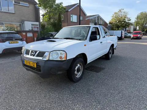 Nissan Pick-up 2.5 DTi King Cab