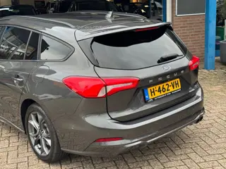Foto 17 van Ford Focus Wagon 1.0 EcoBoost ST Line 2019 NAVI CLIMA NAP!