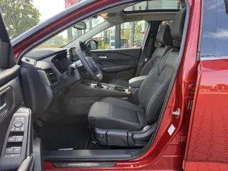 Foto 18 van Nissan Qashqai 1.3 MHEV Premiere Edition *Trekhaak & ACC*