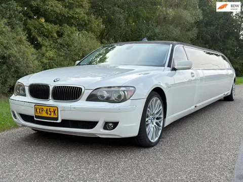 BMW 7-serie 750Li Stretch Limo / NL-kenteken / 8-persoons