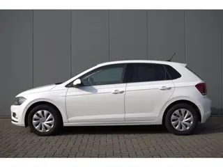 Foto 13 van Volkswagen Polo 1.0 TSI Comfortline Business ADAPT. CRUISE / PARK PILOT/ CLIMA