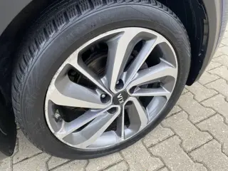 Foto 17 van Kia Niro 1.6 GDi Hybrid BusinessLine Stoelverwarming & Stuurverwarmd, Camera & Adaptive Cruise