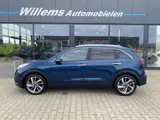 Foto 26 van Kia Niro 1.6 GDi Hybrid BusinessLine Stoelverwarming & Stuurverwarmd, Camera & Adaptive Cruise