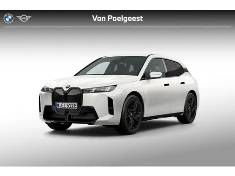 BMW iX xDrive60 112 kWh | M Sportpakket | Comfort Pack | Trekhaak