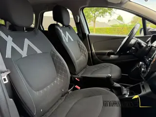 Foto 15 van Renault Captur 0.9 TCe Dynamique
