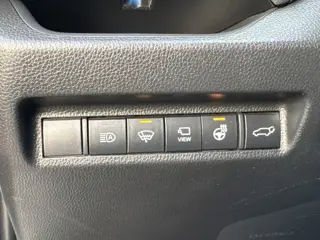 Foto 17 van Toyota RAV4 2.5 Hybrid AWD Bi-Tone Trekhaak Leder Panorama JBL Verwarmde voorruit en stuur