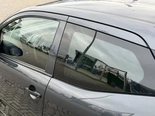 Foto 15 van Toyota Aygo 1.0 VVT-i x-now Airco / Start Stop