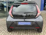 Foto 21 van Toyota Aygo 1.0 VVT-i x-now Airco / Start Stop