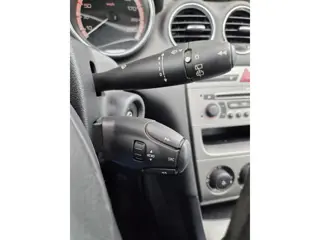 Foto 11 van Peugeot 308 1.4 VTi X-line 87dkm NAP Airco