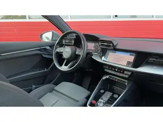Foto 19 van Audi A3 Sportback 30 TFSI Advanced edition AUTOMAAT / FULL LED / CARPLAY / NAVI / CLIMA / PDC / NL-A