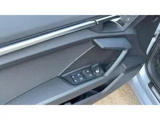 Foto 17 van Audi A3 Sportback 30 TFSI Advanced edition AUTOMAAT / FULL LED / CARPLAY / NAVI / CLIMA / PDC / NL-A
