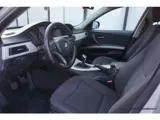 Foto 25 van BMW 3 Serie Touring 316i Navi | Handgeschakeld | Diff maakt geluid | 316
