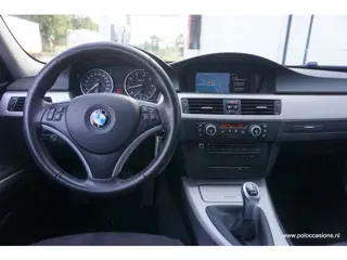 Foto 20 van BMW 3 Serie Touring 316i Navi | Handgeschakeld | Diff maakt geluid | 316