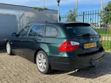 Foto 26 van BMW 3-serie Touring 318i - Airco-Cruise-PDC- APK 03-27