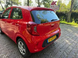 Foto 16 van Kia Picanto 1.0 DPi ComfortLine.Wij zijn altijd de goedkoopste met de beste Vakgarage BOVAG service.