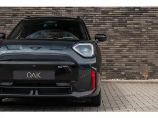 Foto 15 van MINI Aceman E JCW John Cooper Works 54.2 kWh | Panorama | H&K | Head-Up | 19"LM | Legend Grey