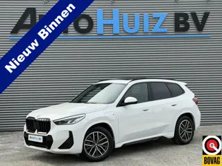 BMW X1 xDrive25e M Sport Panoramadak Trekhaak LED Carplay DAB Stoelverwarming Achteruitrijcamera