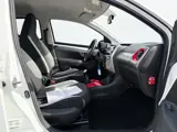 Foto 22 van Toyota Aygo 1.0 VVT-i x-play AIRCO CAMERA ZEER LEUKE AUTO