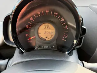 Foto 12 van Toyota Aygo 1.0 VVT-i x-play AIRCO CAMERA ZEER LEUKE AUTO