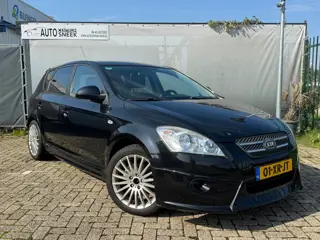 Kia Cee'd 1.6 X-ecutive - Clima - 1/2 Leder - APK 07-27