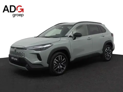 Toyota Corolla Cross Hybrid 140 Dynamic | Nieuw uit voorraad leverbaar! |