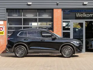 Foto 17 van Volkswagen Tiguan 1.5 eHybrid Elegance | TREKHAAK | CAMERA |