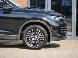 Foto 16 van Volkswagen Tiguan 1.5 eHybrid Elegance | TREKHAAK | CAMERA |