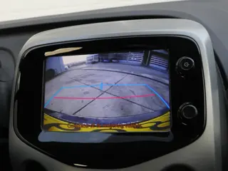 Foto 14 van Toyota Aygo 1.0 VVT-i x-play | Camera | Bluetooth | Airco | Zuinig! | Origineel NL