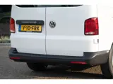 Foto 21 van Volkswagen Transporter 2.0 TDI L2H1 28 | Cruise | Airco | Bluetooth | Betimmering |