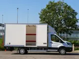 Foto 22 van Ford E-Transit 68 kWh 390L Trend Bakwagen + Dhollandia Laadklep | ZIJDEUR | SNELLADEN | NAVIGATIE |