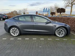 Foto 16 van Tesla Model 3 PERFORMANCE LONG RANGE AWD 78 kWh Leder | 360 Camera | Pano | Stoelverwarming