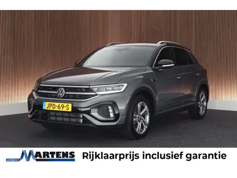Volkswagen T-Roc 1.5 TSI 150pk DSG R-Line Trekhaak IQ.Light Camera Navigatie Adaptive cruise
